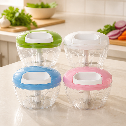 Cuatro procesadoras manuales 500 ml en una cocina luminosa