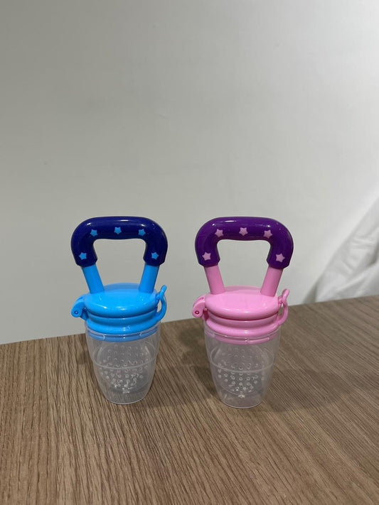 Chupete alimentador para frutas RM26-47 en colores surtidos