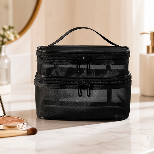 Bolso de Maquillaje Doble en ambiente lifestyle