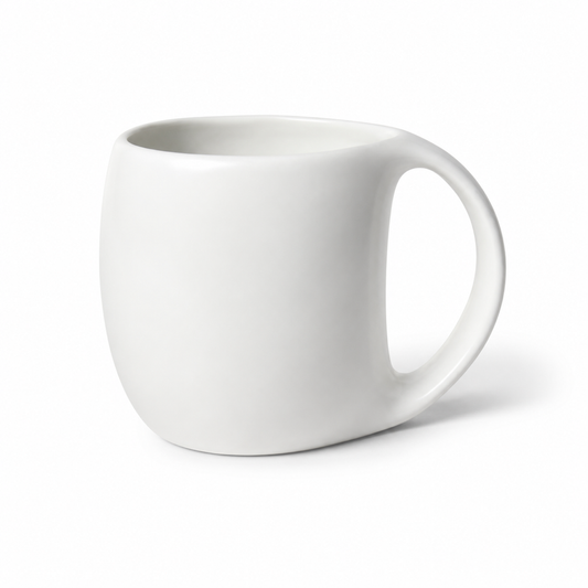 Taza Blanca Lisa de Cerámica 9 x 9,5 x 7 cm sobre fondo blanco
