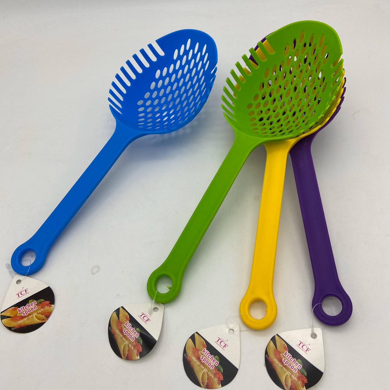 Cuchara escurridora oval