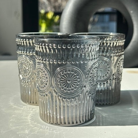 Vaso corto flower grey